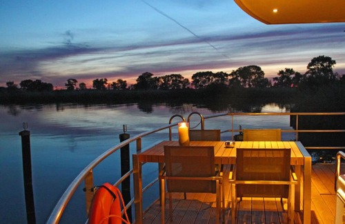 Ueckermuende House | Hausboot - FLOATING 44 in Ueckermünde