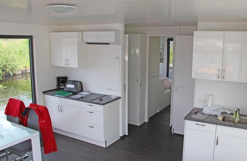 Ueckermuende House | Hausboot - FLOATING 44 in Ueckermünde