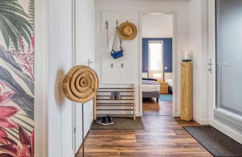 Ribnitz Boat Rental | Hausboot Große Freiheit