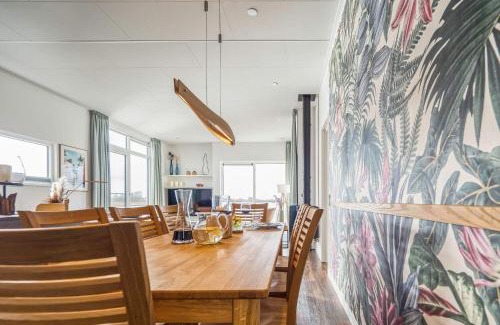 Ribnitz Boat Rental | Hausboot Große Freiheit