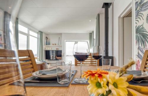 Ribnitz Boat Rental | Hausboot Große Freiheit