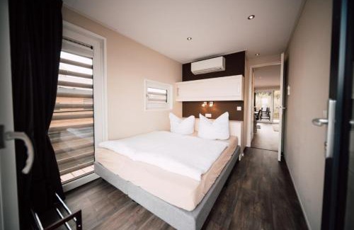 Laasow Boat Rental | Hausboot Seeschwäche - LP12