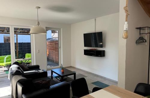 Lurup Apartment | Haushälfte nähe Volksparkstadion in Hamburg