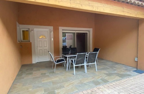 Le Bar-sur-Loup Apartment | Haut DE Villa - 2 Chambres - 2 Salles DE Bain - Balcon - Terrasse - Parking