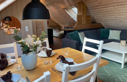 Farsund Apartment | Havbris apartment with sea view in Borhaug, Farsund