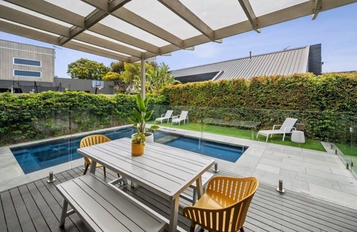 Torquay House | Haven Beach House: coastal luxury at White’s Beach