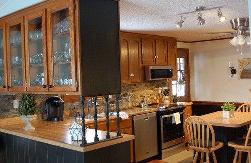 Harper House | Haven is a quiet retreat located in the scenic hills of Monterey, Virginia.