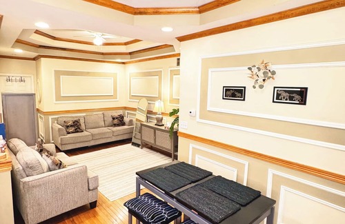 North Philadelphia West Apartment | Haven of Rest: 3BR 2BA Central AC & Patio 10 mins Ctr. City 15 mins Nvy Yrd