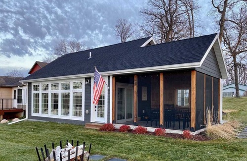 Alexandria Cabin | Haven on Ida - Modern, Cozy Lakefront Cabin