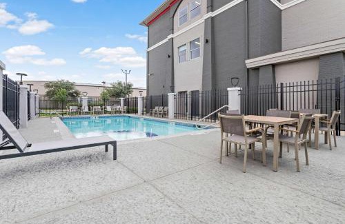 Port Arthur Hotel | Hawthorn Extended Stay by Wyndham Port Arthur