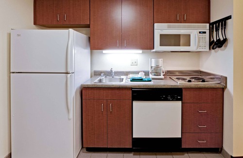 St. Matthews Hotel | Hawthorn Suites by Wyndham Louisville East