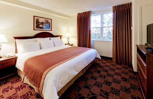 St. Matthews Hotel | Hawthorn Suites by Wyndham Louisville East