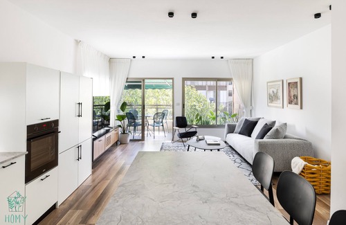 Tel Aviv Promenade Apartment | HAYARKON - Superior Collection - By HOMY
