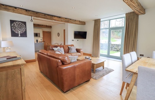Penny Bridge Cottage | HAZEL COTTAGE, family friendly, luxury holiday cottage in Backbarrow