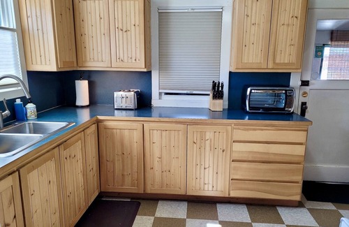 Winthrop House | Hazel's, on the Old Western Boardwalk in Down Winthrop, WA-5 Bedrooms Sleeps 10