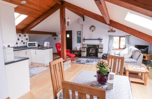 Ingleton House | Hazelwood Cottage