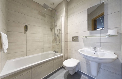 Headingley House | Headingley Lodge