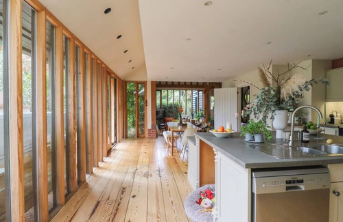 Beckingham Cottage | HEADLAND BARN, pet friendly, character holiday cottage in Maldon