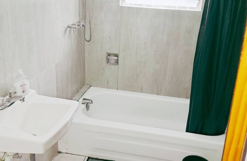 Stewart Town House | Healing Retreat