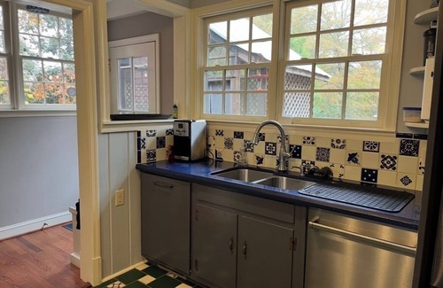 Athens House | Heart of Five Points Game Day - walk to stadium and five points!