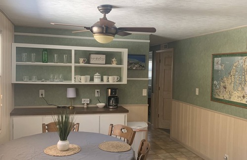 Suttons Bay House | Heart of it all - Suttons Bay