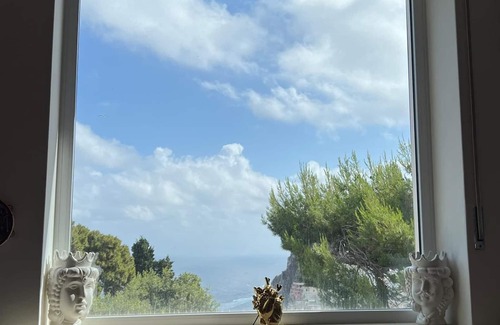 Capri Apartment | Heartbreaking sea View House in Capri - Italy