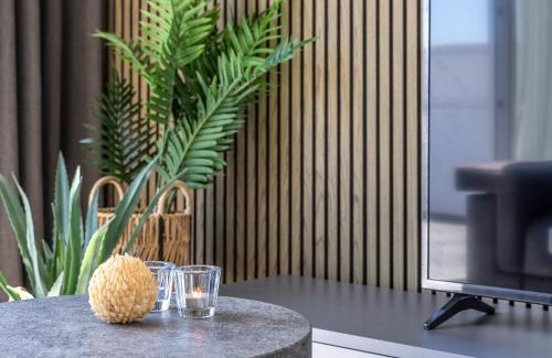 St. Andrew's Apartment | Heated Luxury Poolside Retreat in St Julian s