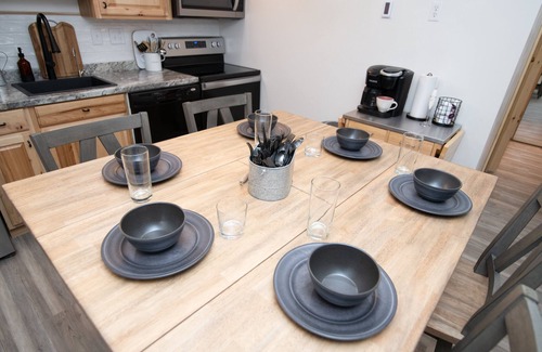 Seven Springs Condo | Heated outdoor pool, close to Ohiopyle, Falling water, and State park with beach