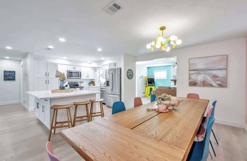 Largo House | Heated Pool, Game Room, MiniGolf @ Mermaid Cove