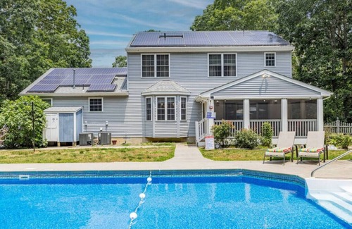 Dennisville House | [Heated*] Pool & Golf Retreat by Avalon/Cape may/Sea Isle