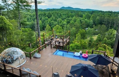 Mineral Bluff House | Heated Pool-Sauna-Mountain Views-Hot Tub-Game Room