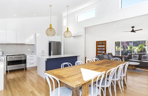 Mollymook Beach House | Heavenly Hideaway in Mollymook