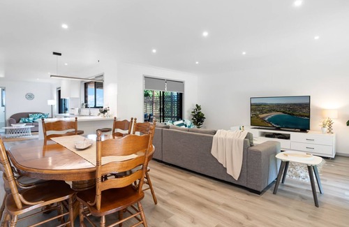 Kiama Heights House | Heights Hideaway – breathtaking coastal and rural views