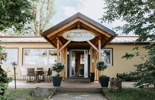 Scheidegg House | Heimatel Ferienwohnungen - Modern apartment with pool and sauna