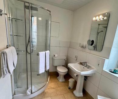 Langenlonsheim Hotel | HEINRICHs winery bed & breakfast