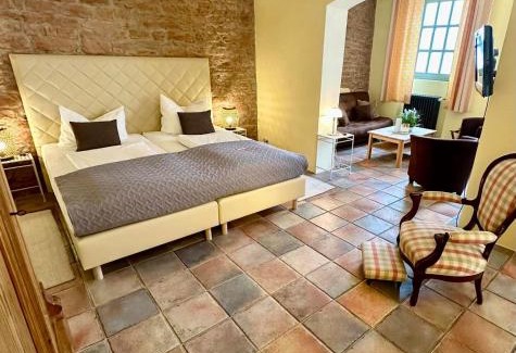 Langenlonsheim Hotel | HEINRICHs winery bed & breakfast