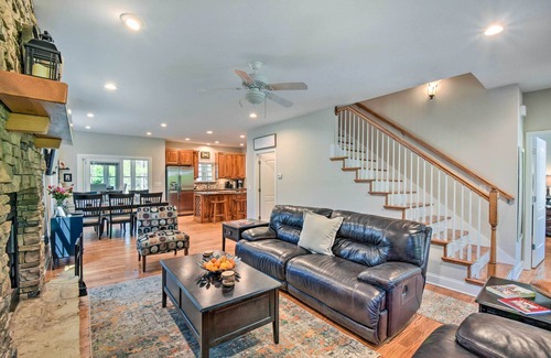 Helen House | Helen Retreat w/Hot Tub, 2 Mi to Downtown!