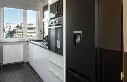 Thessaloniki City Centre Apartment | Helios central luxury suite