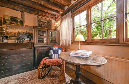 Barns Green Cottage | Hell Fyre 1594 by inspirestays.com - a cottage that sleeps 2 guests in 1 bedroom