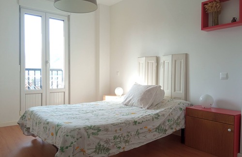 Limpias Apartment | Helle Ferienwohnung in Limpias, Cantabrien mit Schöne Aussicht