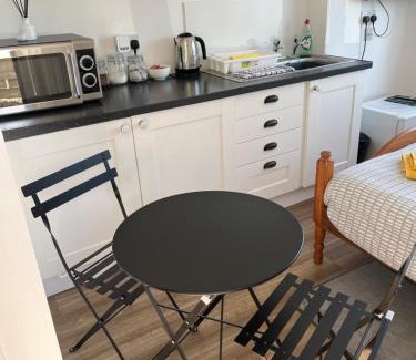 Redruth Ski Chalet | Hellfire corner