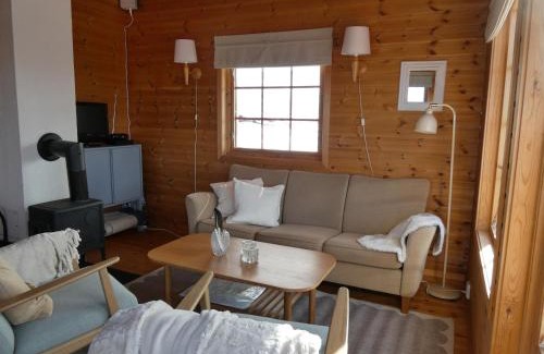 Bodo Ski Chalet | Helligvær Kystopplevelser AS