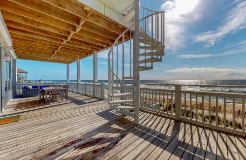 Plantation House | Hello Sunshine