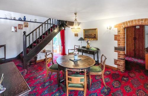 Hendrerwydd House | Henfaes Bach - Uk50268