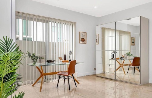 Henley Beach South House | Henley's Treasure - Experience Opulence on the Ocean