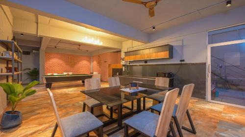Tungarli Villa | Heritage 4Bhk Villa Lonavala With Turf