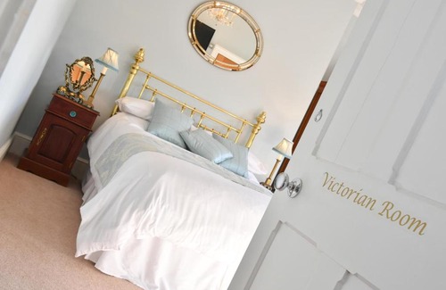 Calne Bed & Breakfast | Heritage Bed and Breakfast