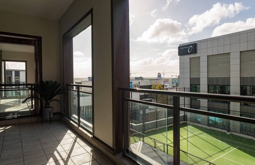 Auckland Central Business District Apartment | Heritage luxury and viaduct vibe