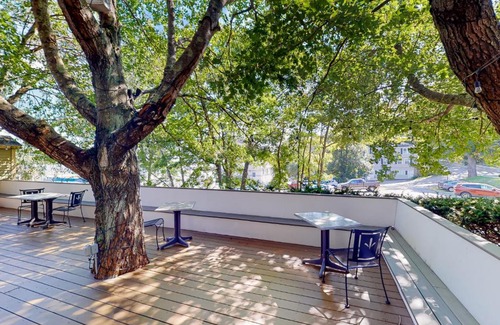 Boothbay Harbor Apartment | Heritage