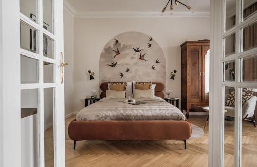 City Centre Apartment | Heritage View - LoftAffair